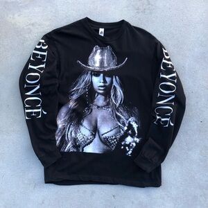 Beyoncé Cowboy Carter Sexy Horse Graphic Black Long Sleeve Tee Size Medium